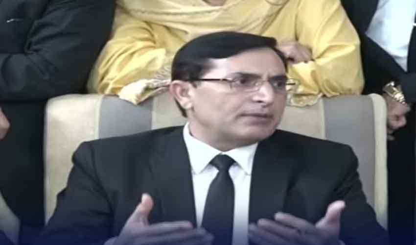 حکومت کیساتھ کسی بھی فورم پر مذاکرات کے حوالے سے فی الحال کوئی بات نہیں ہو رہی، بیرسٹر گوہر