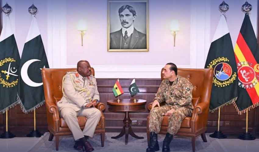 فیلڈمارشل سے گھانا کے چیف آف ڈیفنس اسٹاف کی ملاقات، دفاعی پیداوار میں تعاون بڑھانے پر اتفاق