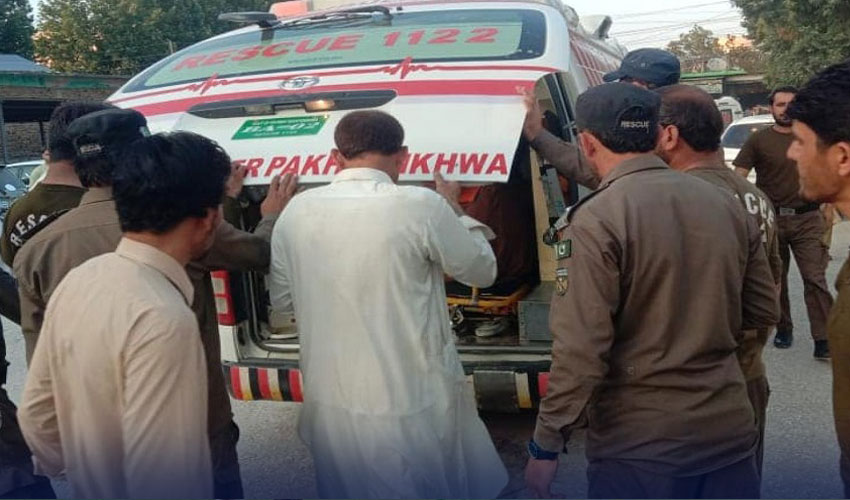 بنوں میں ایمبولینس پر فائرنگ سے 4 افراد جاں بحق