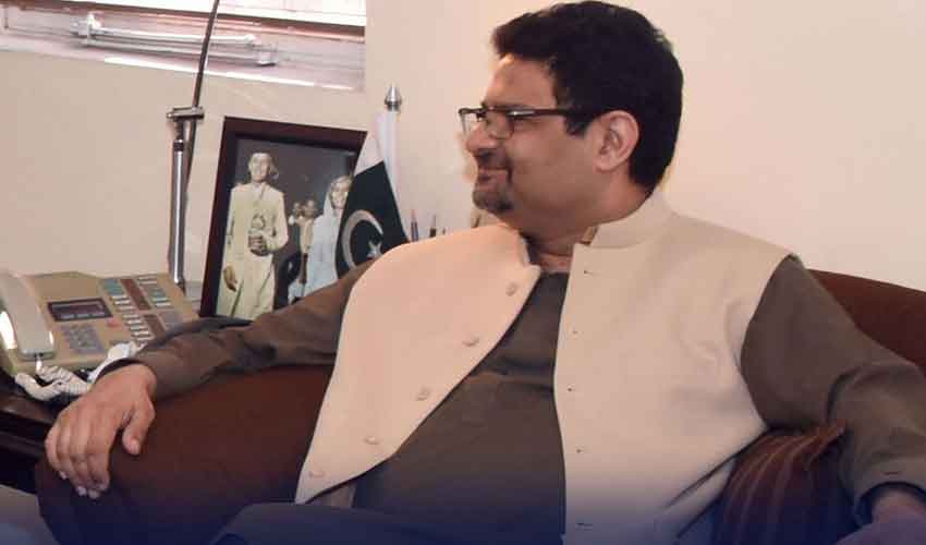 پیٹرولیم مصنوعات کی قیمتیں برقراررکھ کرحکومت نےخودفائدہ اٹھالیا،مفتاح اسماعیل