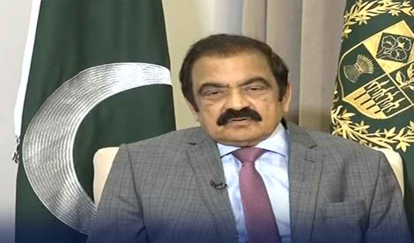 رانا ثنااللہ نے بجٹ کے بعد وزیراعظم کی تبدیلی کی افواہوں کو بے بنیاد قرار دیدیا