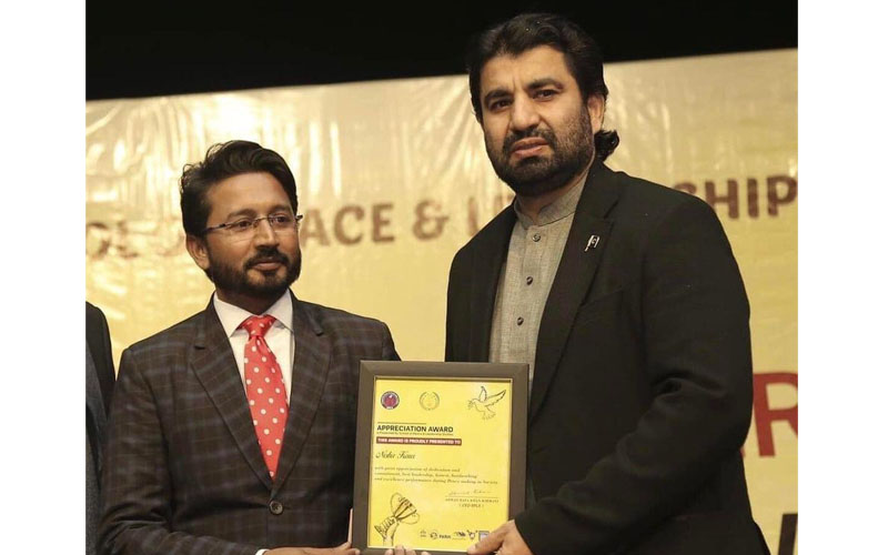 مجھے لگتا ہے میں اپنی کمیونٹی کی خدمت کے لئے پیدا ہوا ہوں